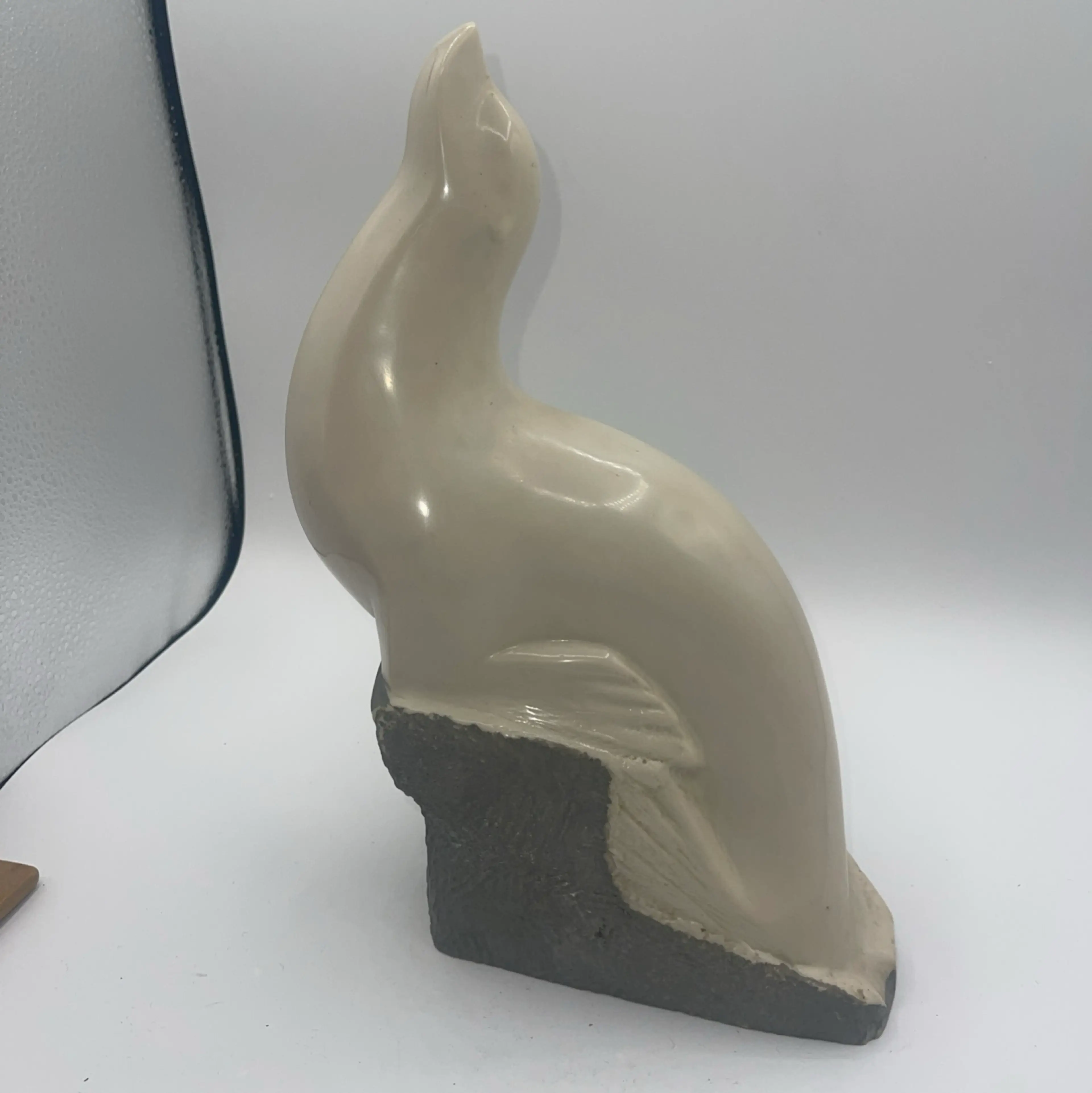 Image 3 of 14