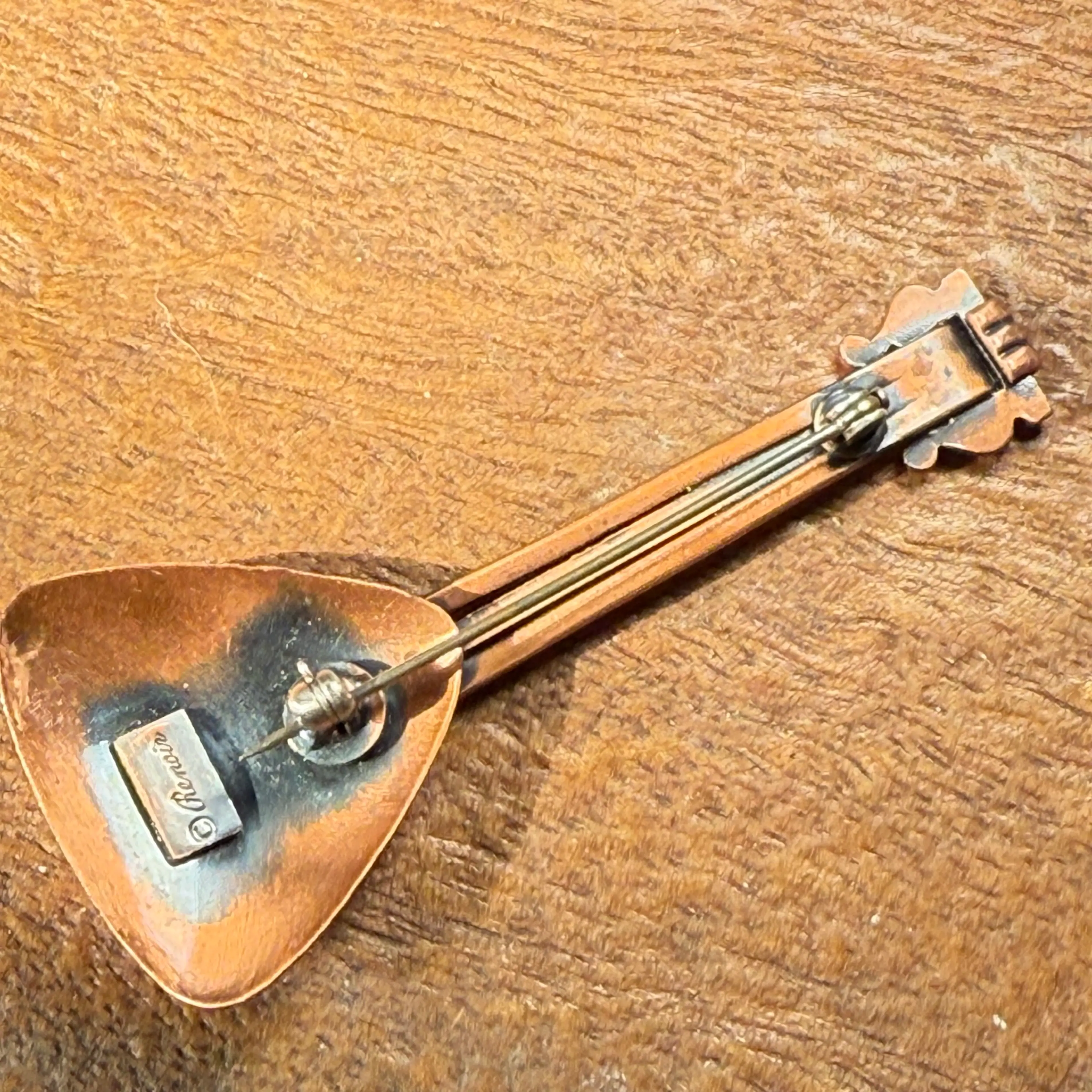 Image 2 of 6