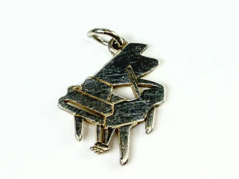 James Avery Retired Sterling Silver 3D Grand Piano Music Charm JR2143