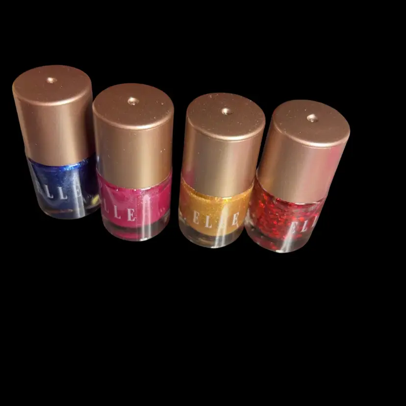 4 Mini Assorted Elle Nail Polish