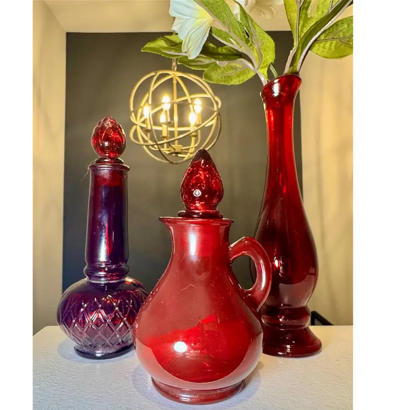 😻 Vintage Avon Ruby Red Glass Perfume & Bath Bottle Collection – 3 Piece Set