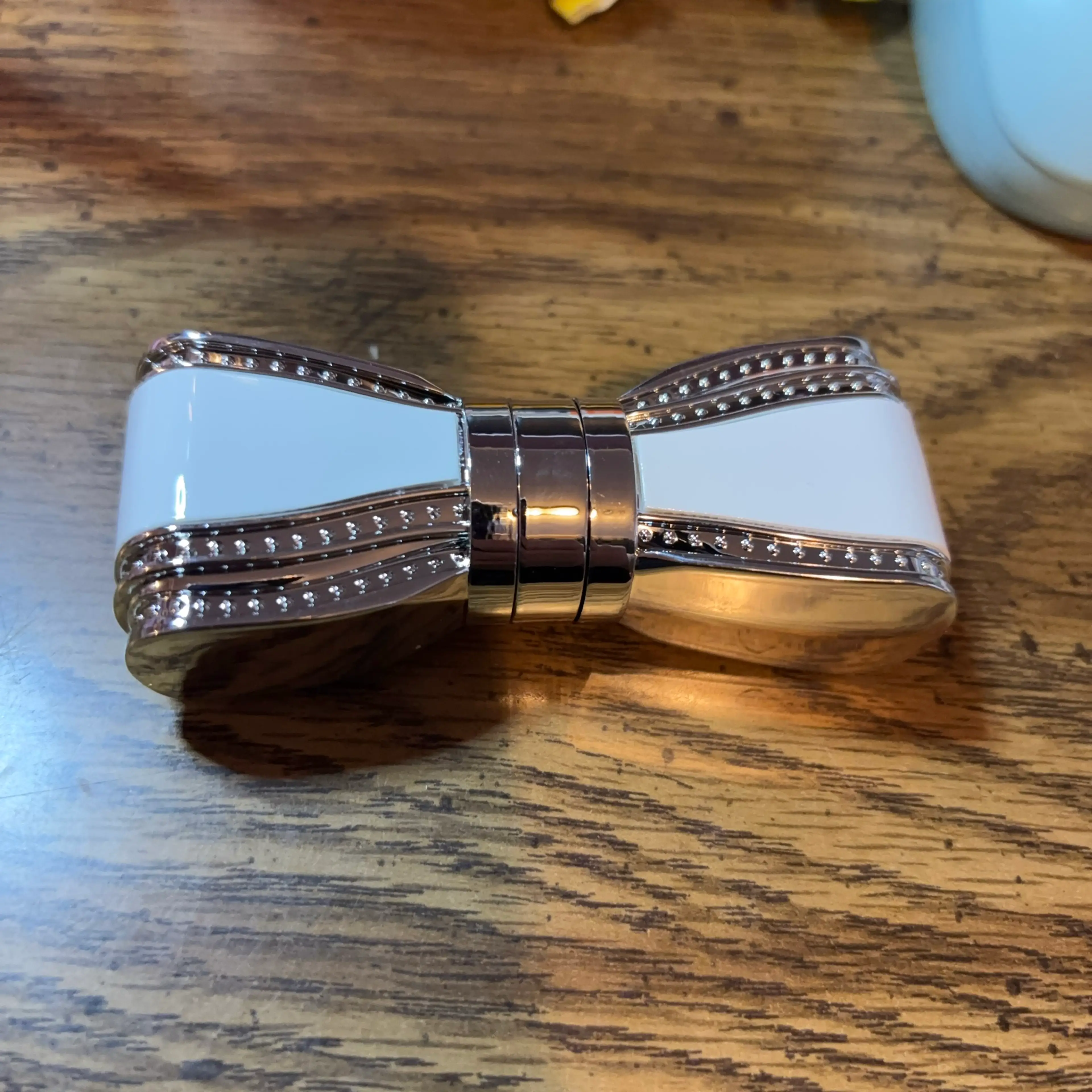 Image 1 of 2
