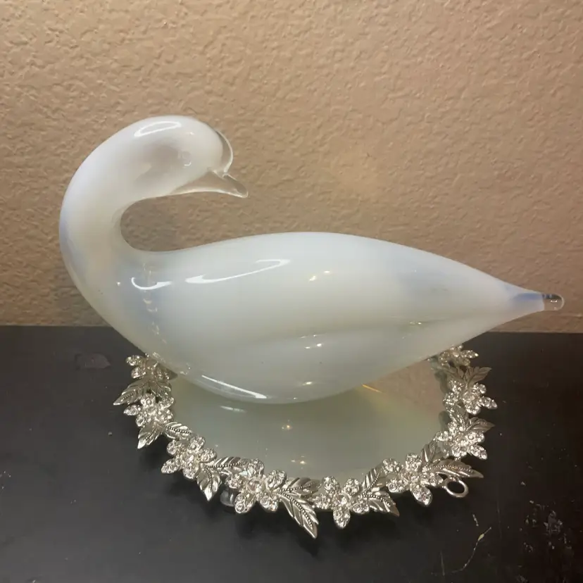 Gorgeous Signed Tomasso Buzzi Murano Italy 9” Duck Figurine