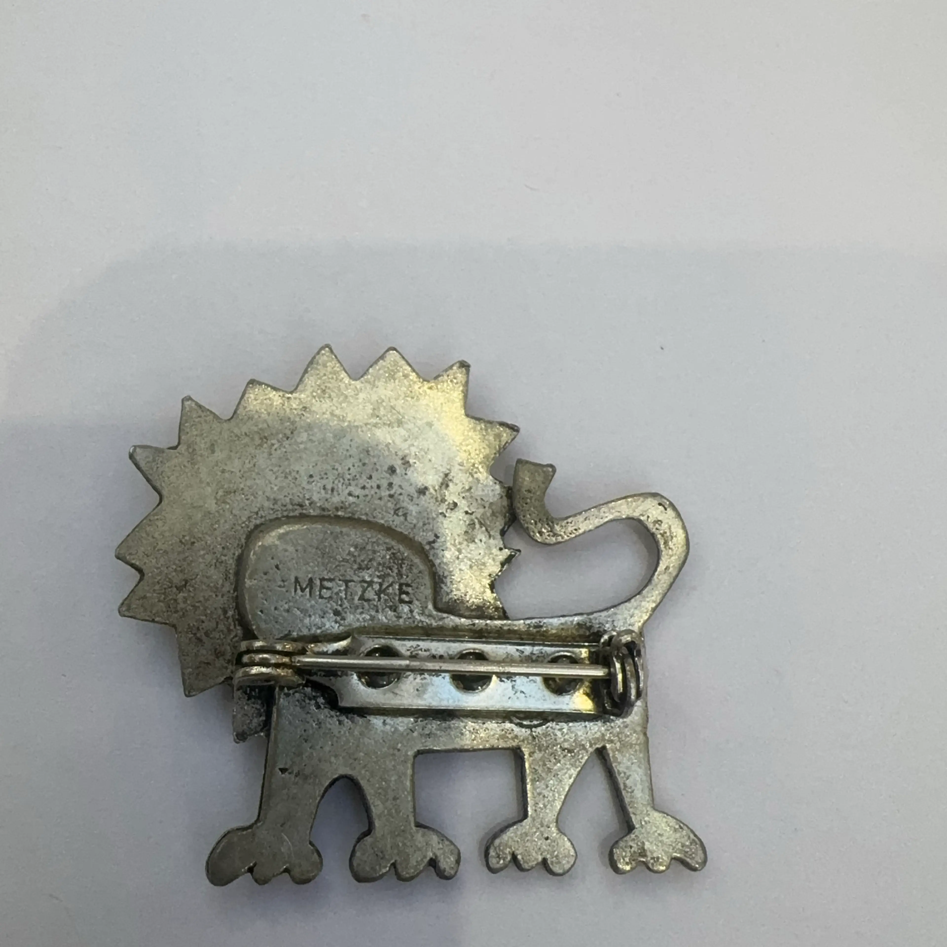 Image 2 of 4