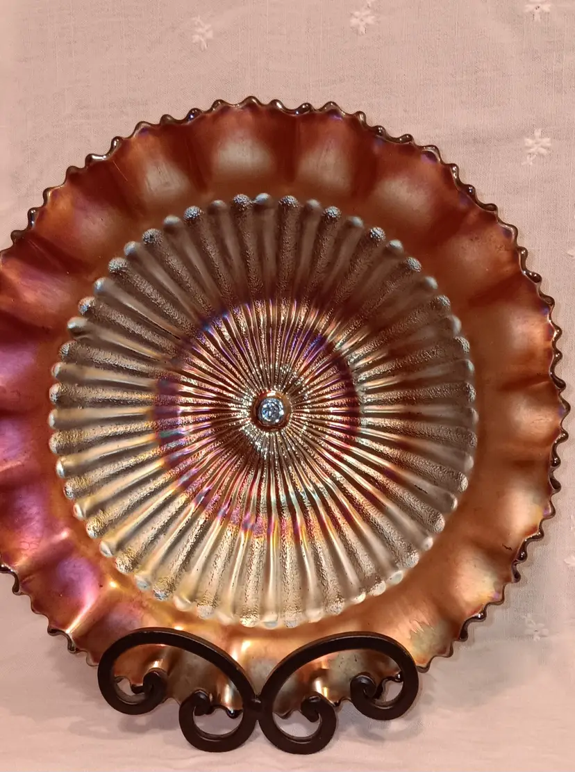 Antique Northwood Stippled Rays Ruffled Bowl