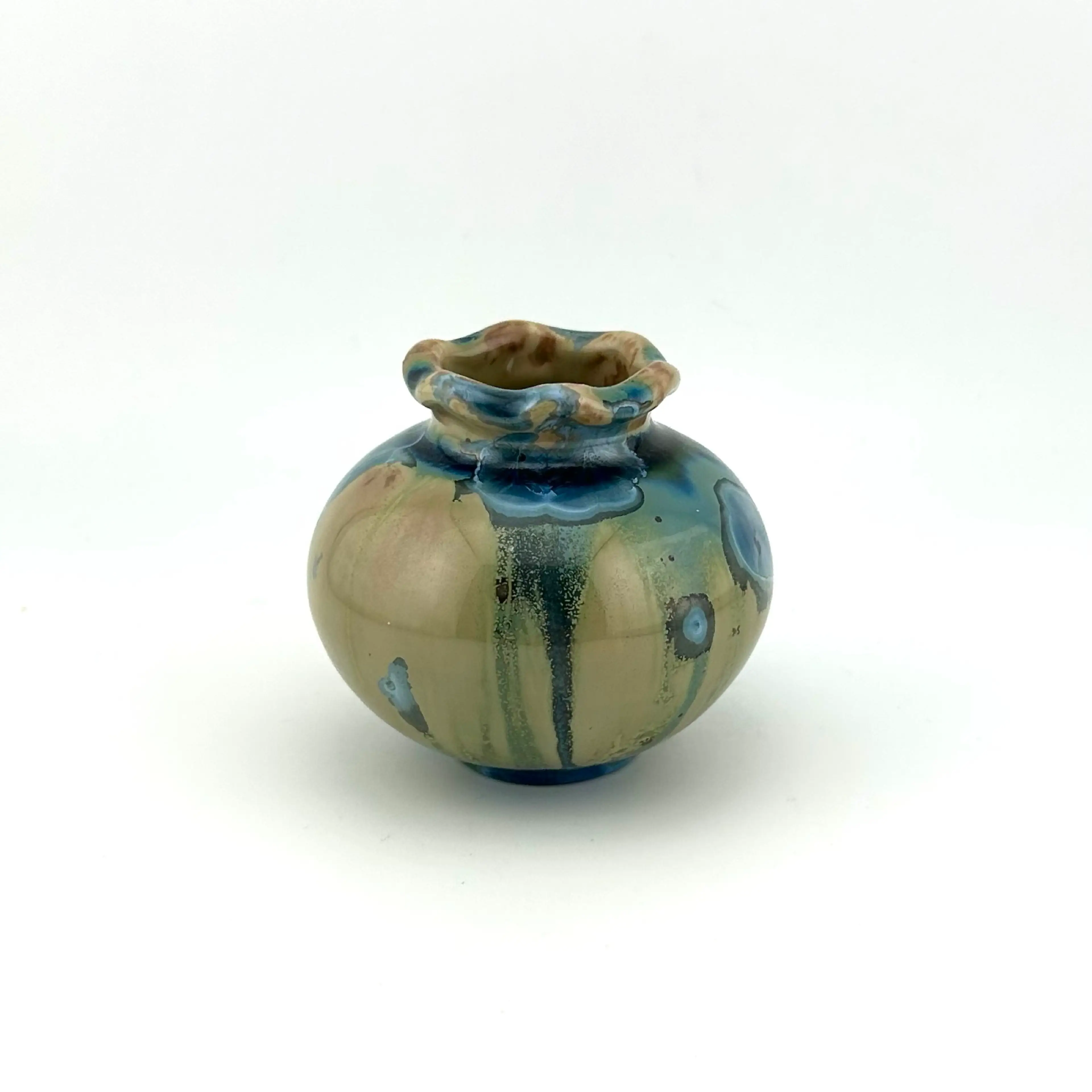 Image 3 of 8