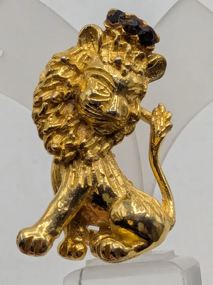 Vintage Vogue Jewelry Gold Tone Lion Brooch Red Rhinestone Crown