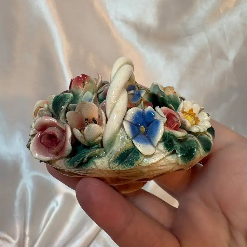 Vintage Flower basket ceramic Marked One chipped flower Marked Italy trinket
