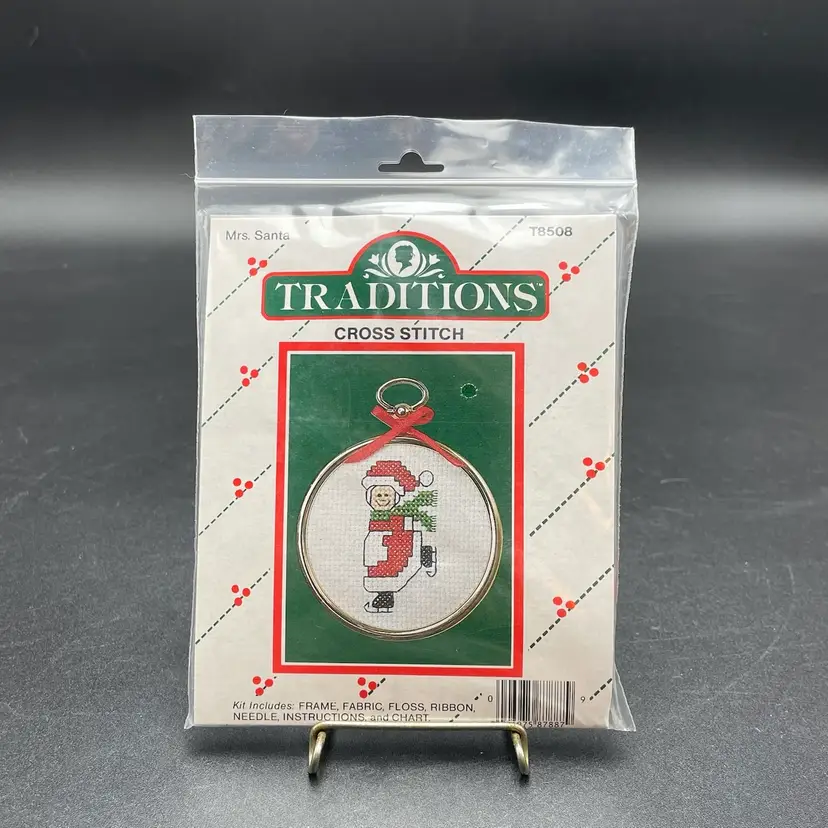 Traditions Cross Stitch Kit Mrs. Santa T8508 VTG Christmas Original Package