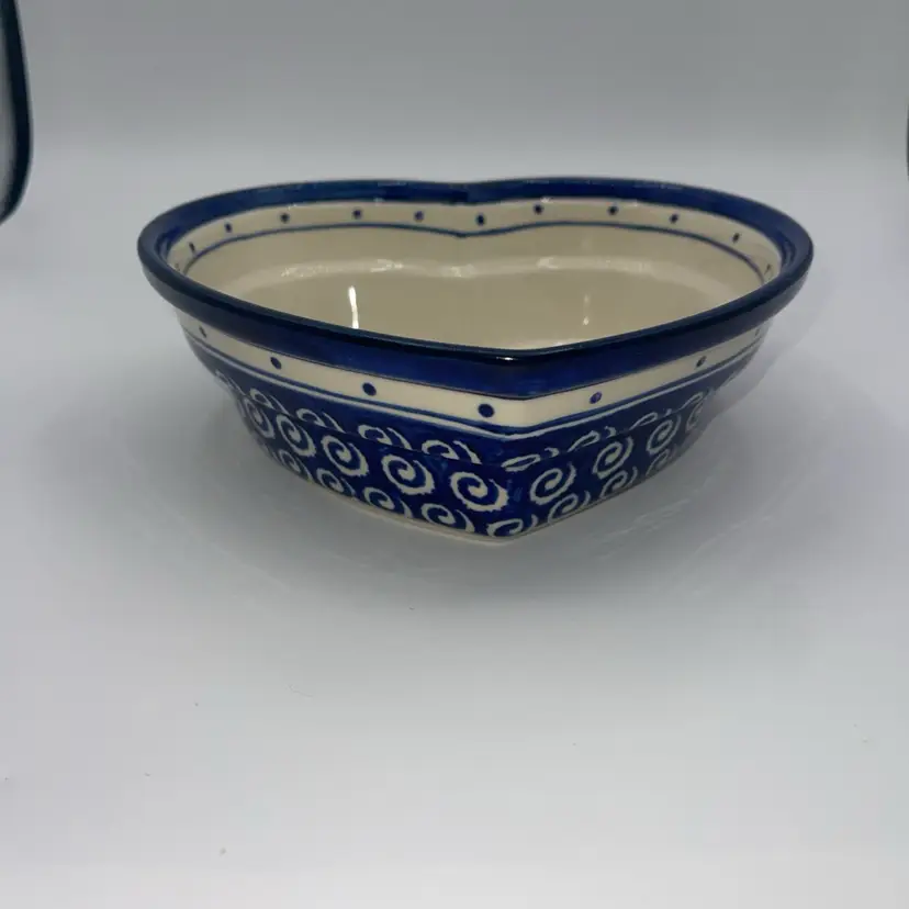 Boleslawiec Polish Pottery Heart Serving Bowl Stoneware Ceramic Blue 8.5”