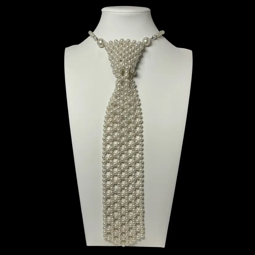 @@ Hong Kong Faux Pearl Tie Necklace