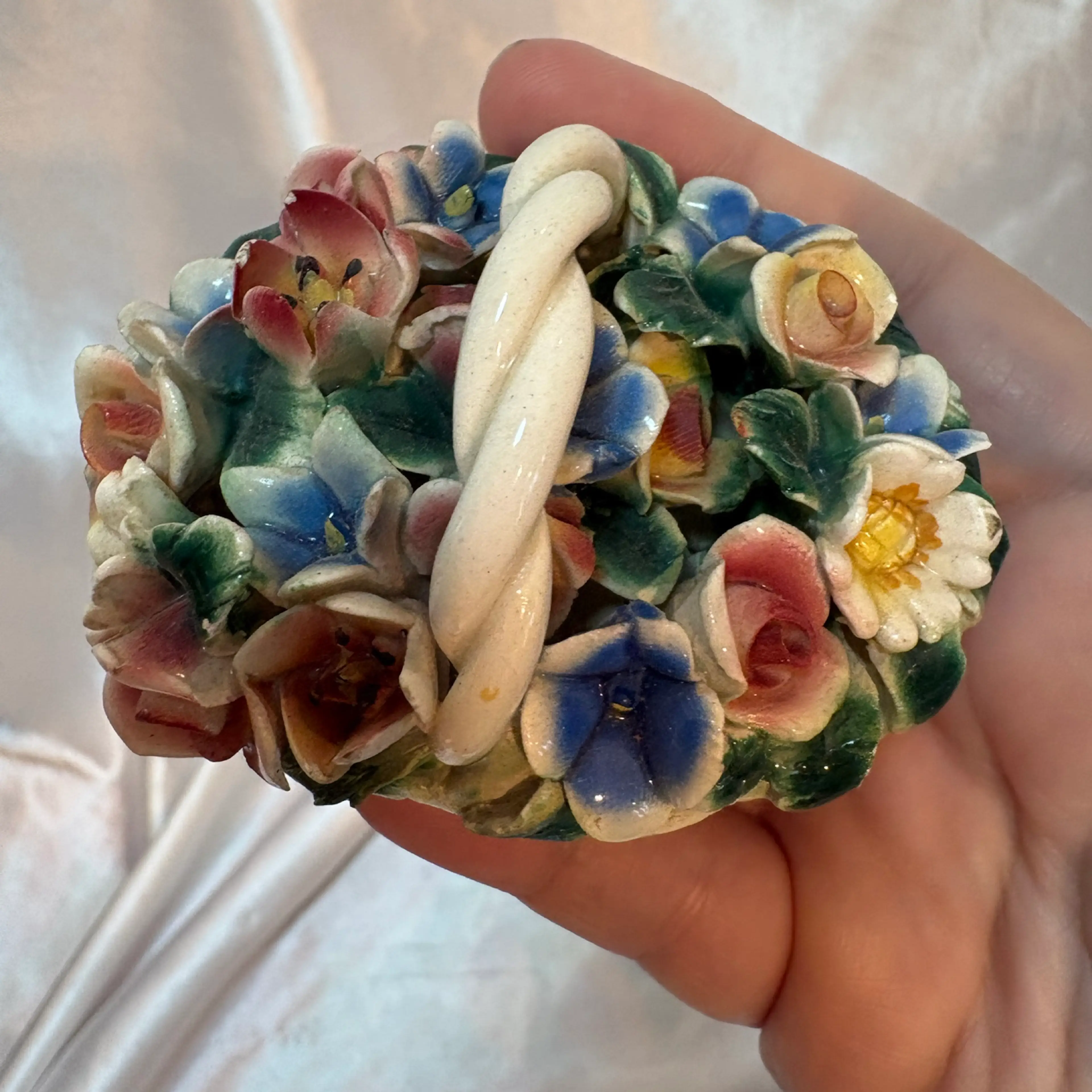Image 2 of 6