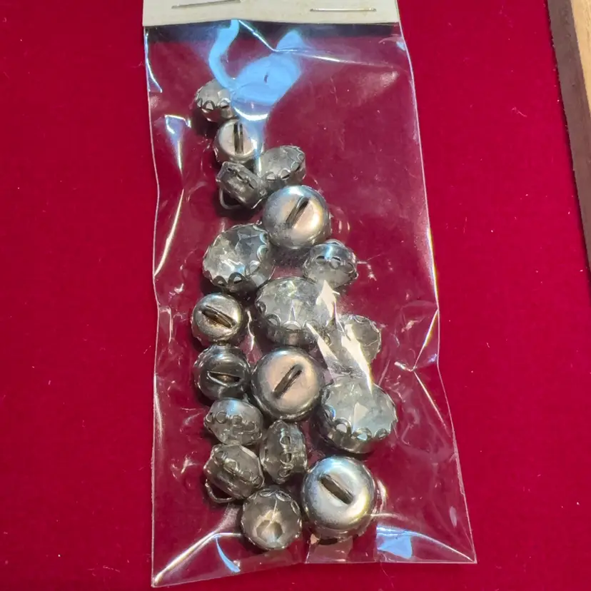 Rhinestone Set In Silver Tone Vintage Buttons 18ct