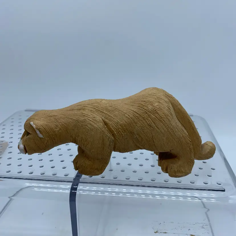 #3050 hand-carved ceramic mountain lion figurine by Artisania Rinconada.