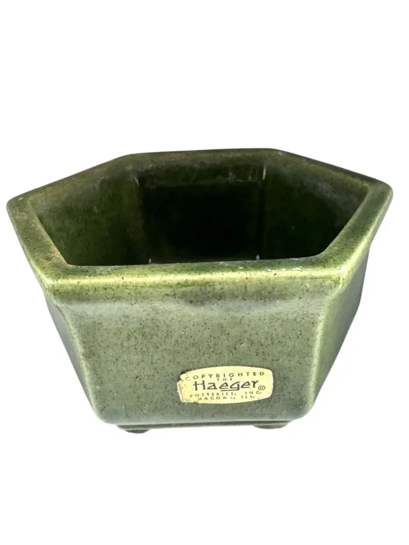 Haeger Green Planter
