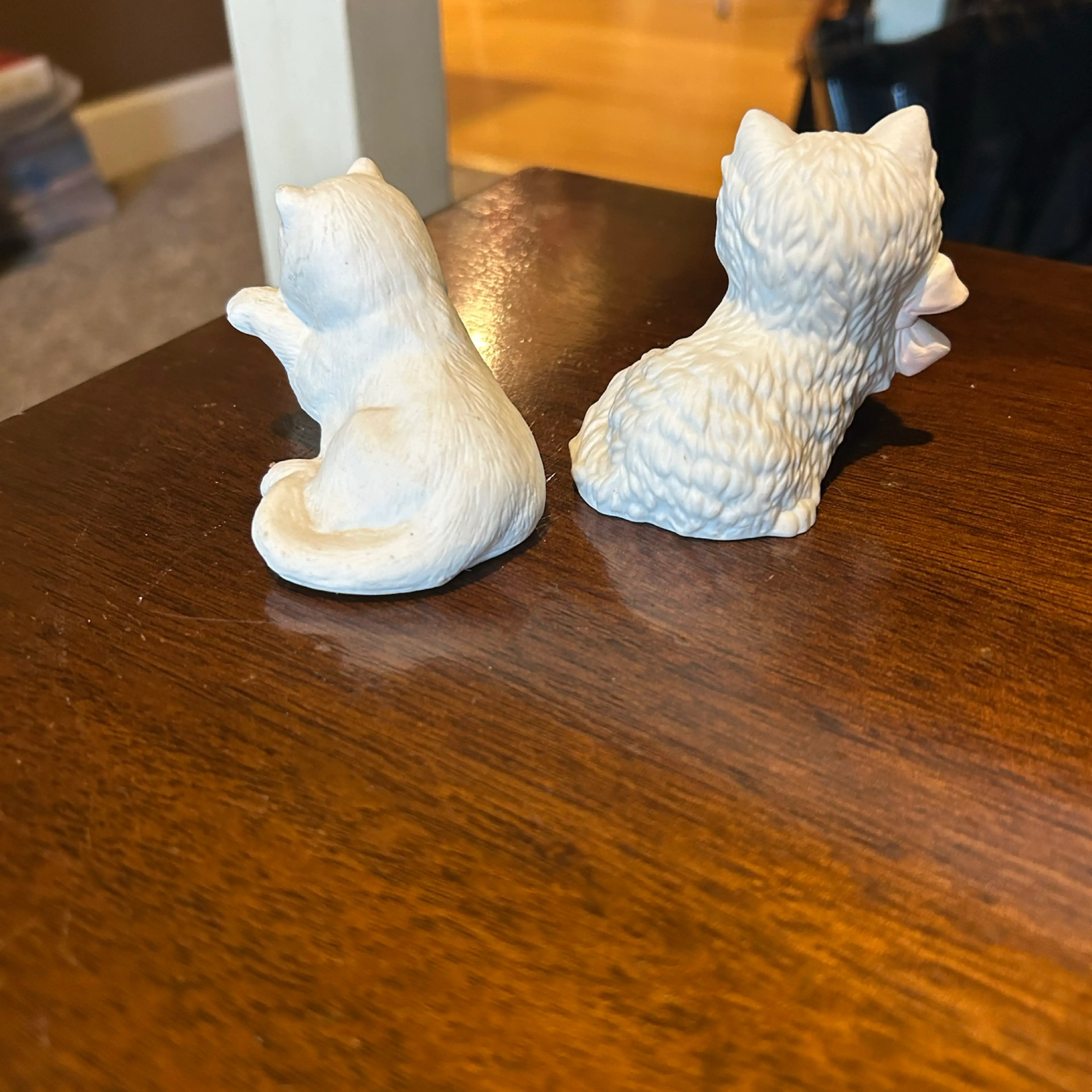 Image 2 of 4