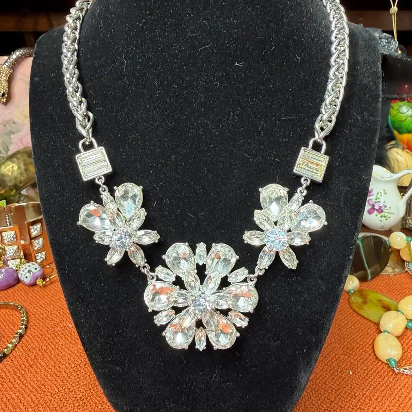 15” Vintage Kate Spade Crystal Gardens Glass Flowers Statement Necklace