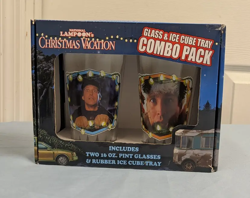National Lampoons Christmas Vacation Glass And Ice Cube Tray Set