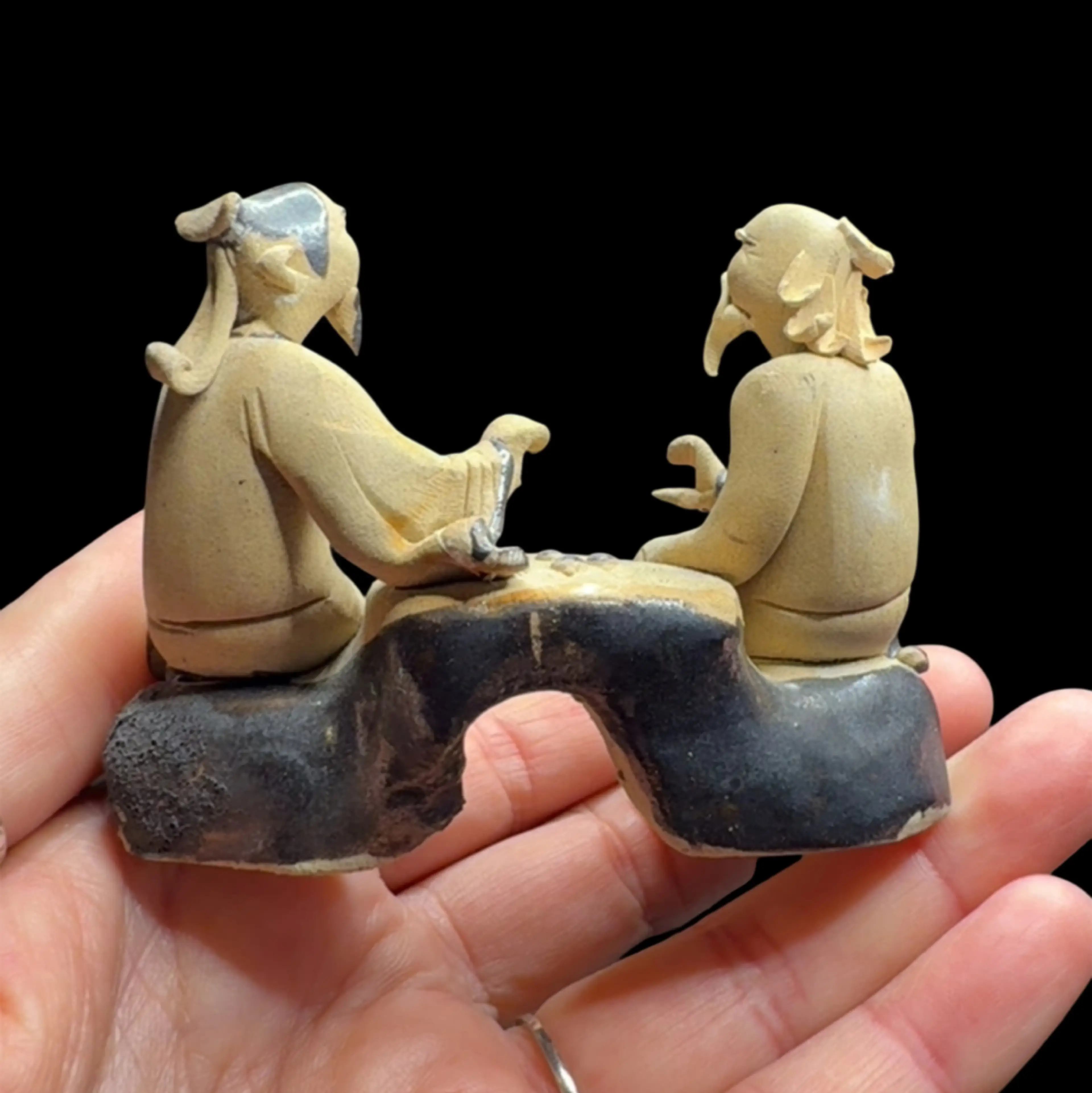 Image 4 of 6