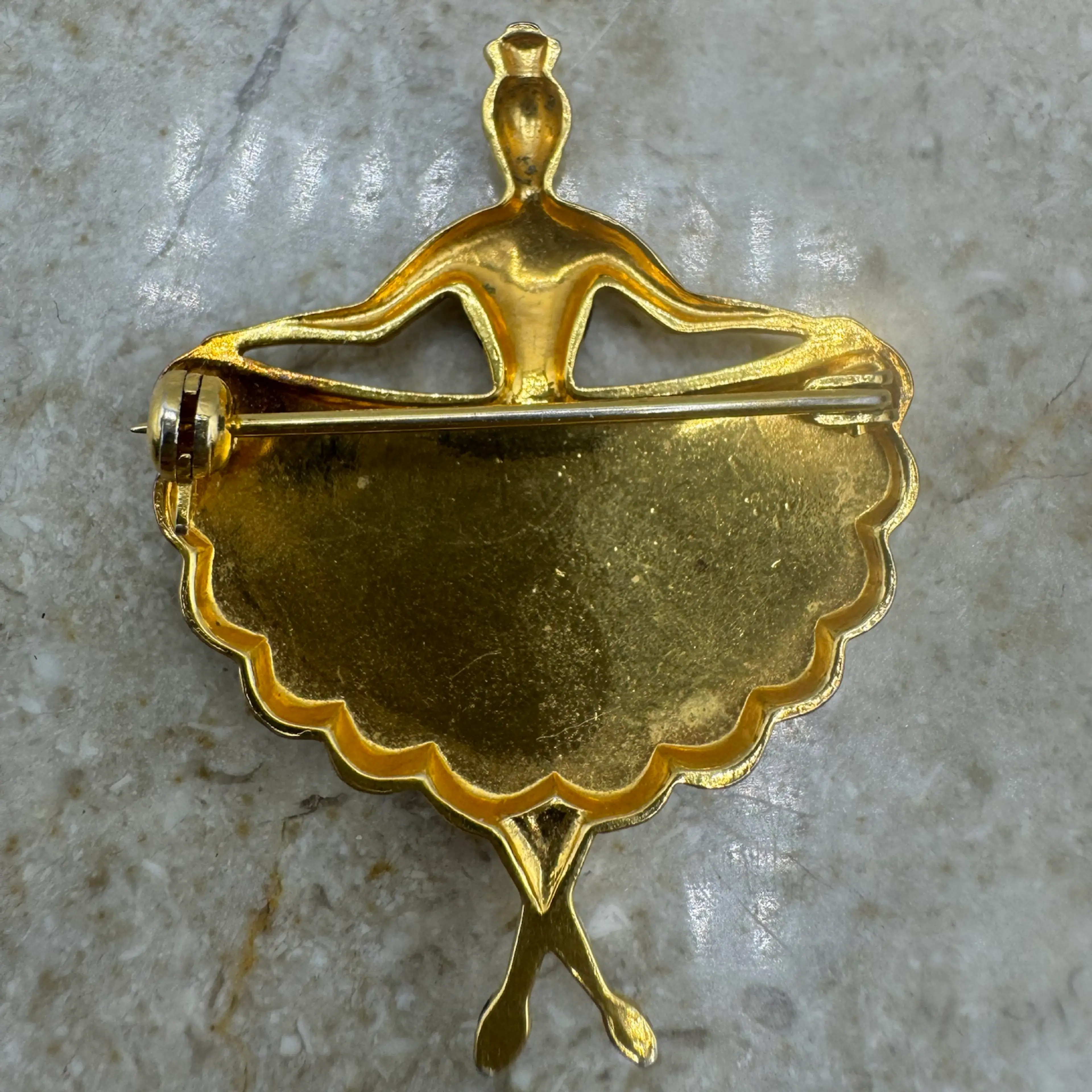 Image 2 of 2