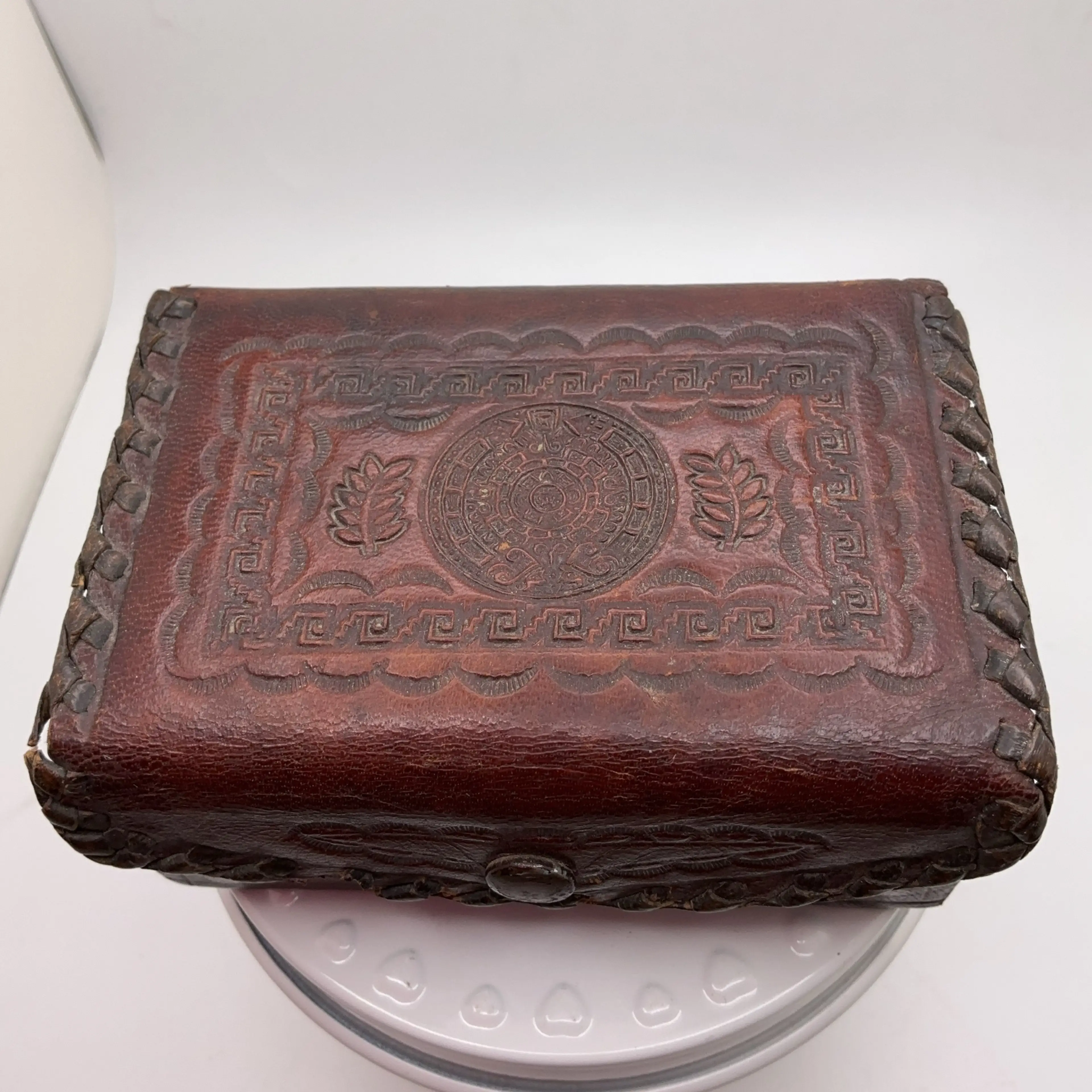 Image 2 of 6