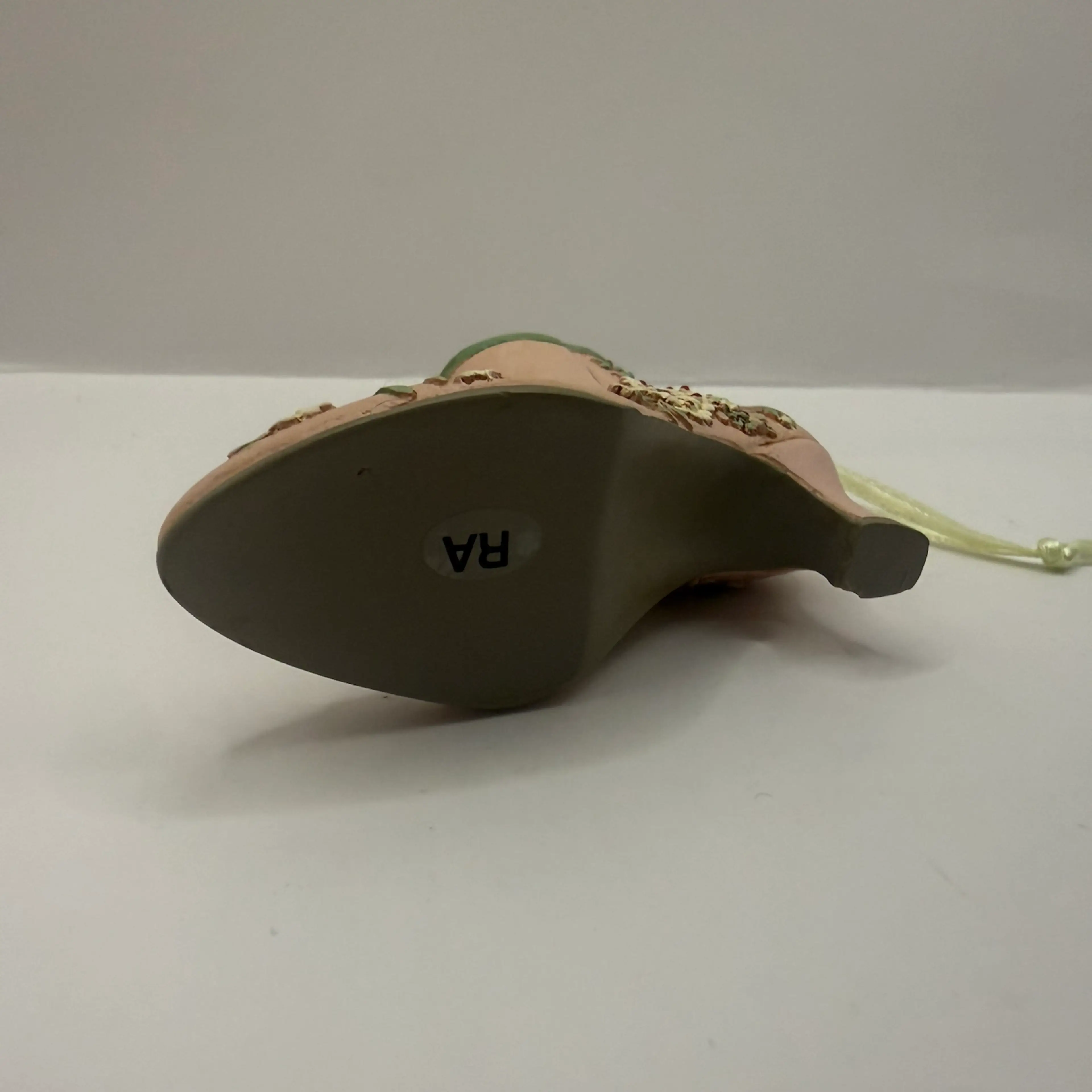 Image 3 of 5