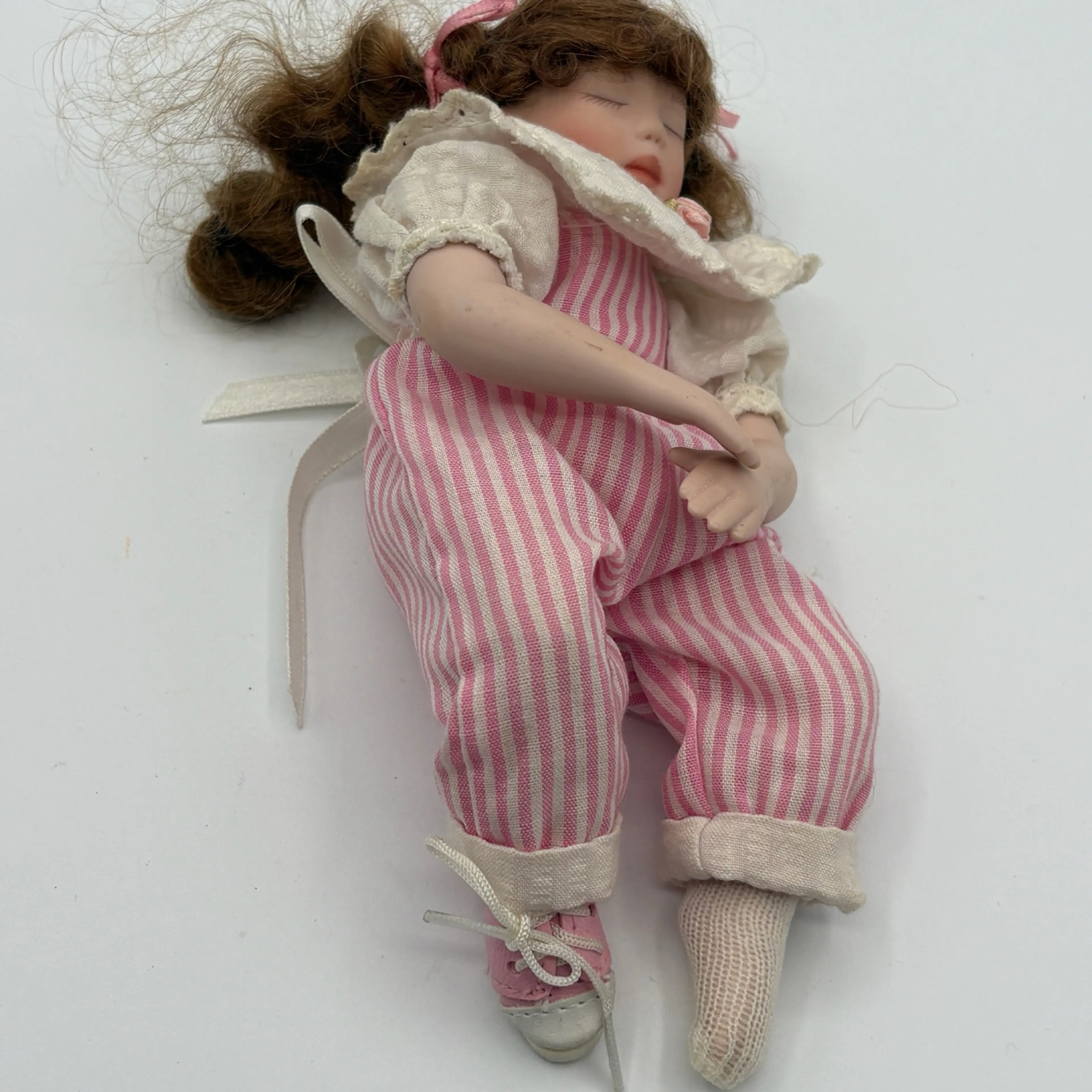 Image 3 of 6