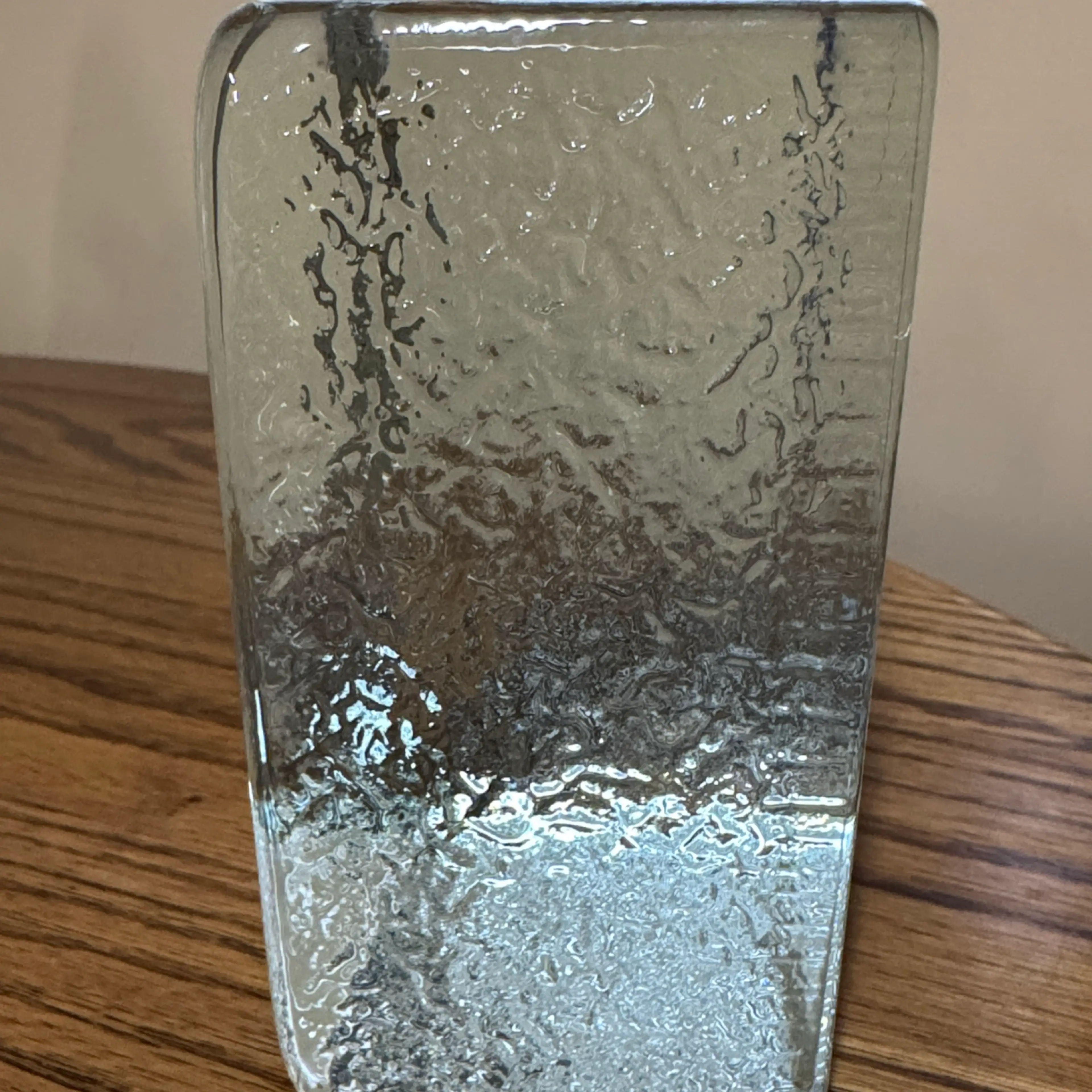 Image 2 of 8