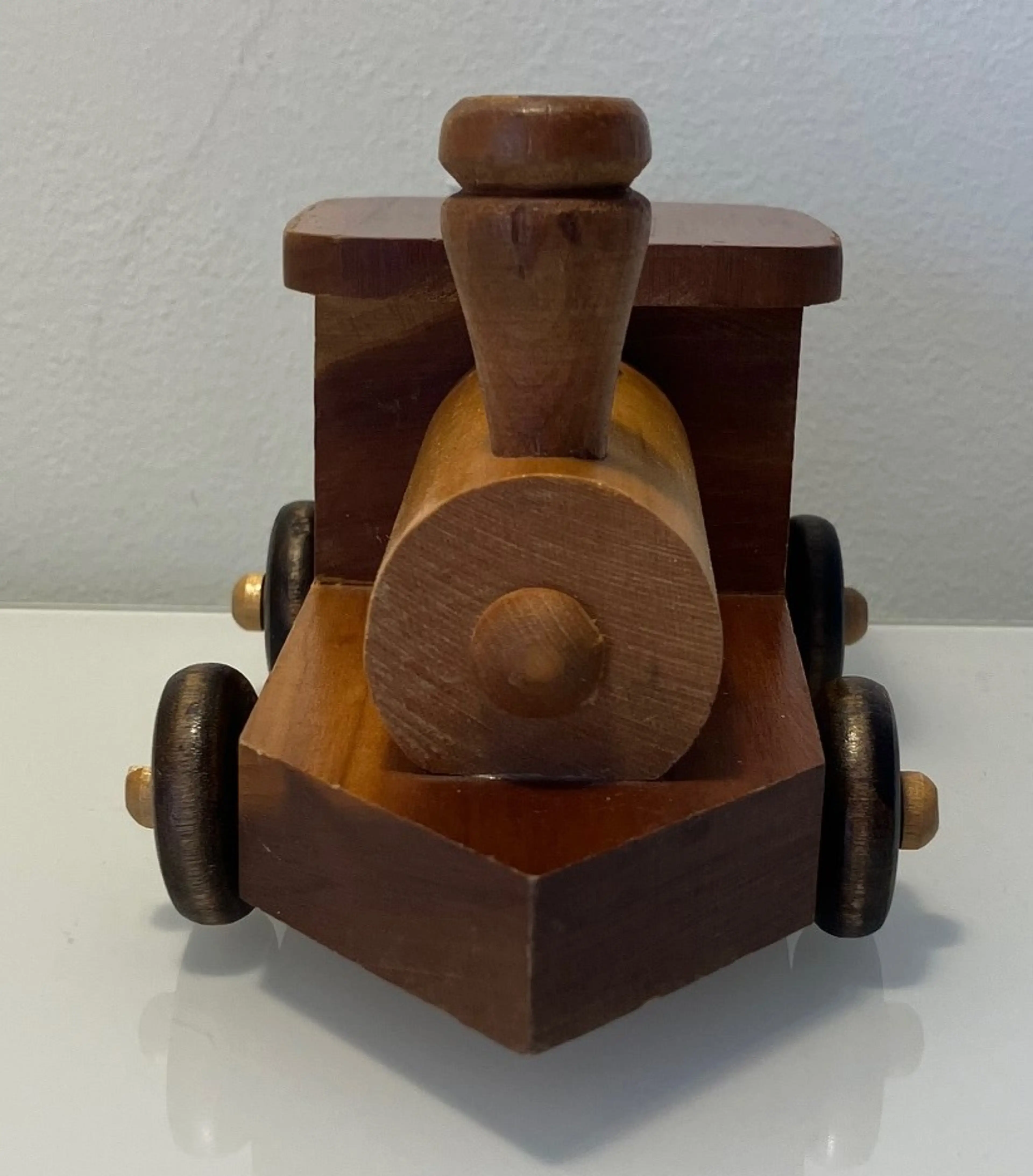 Image 2 of 9