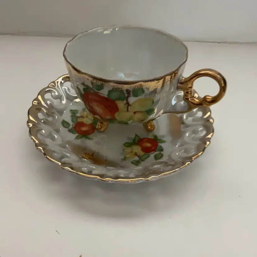 Classica Footed Fruit Teacup
