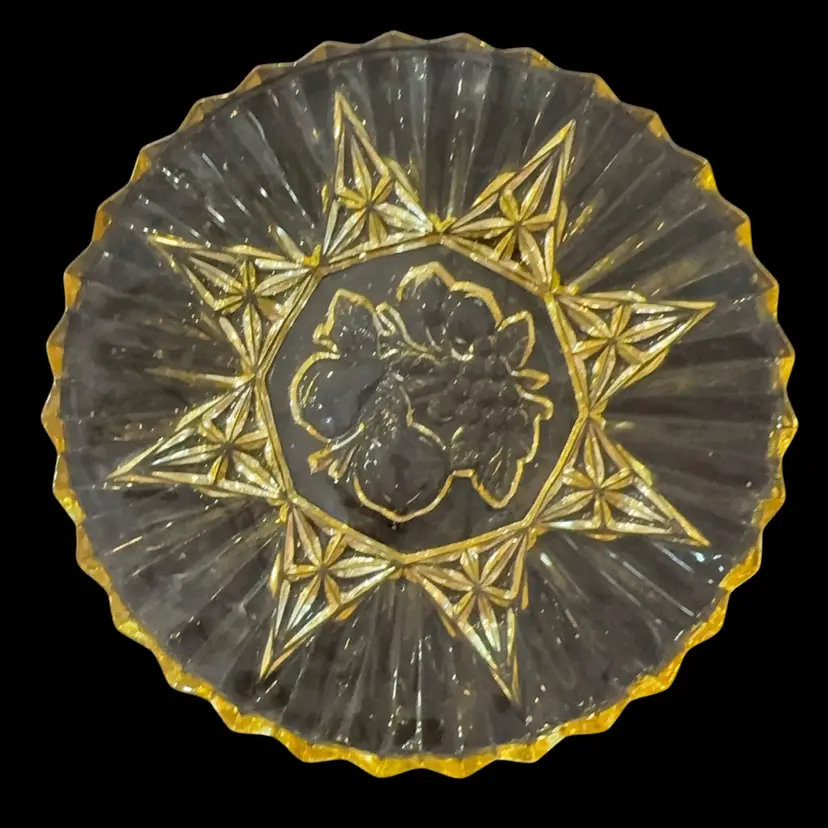 Vintage 8” Glass Fruit Plate