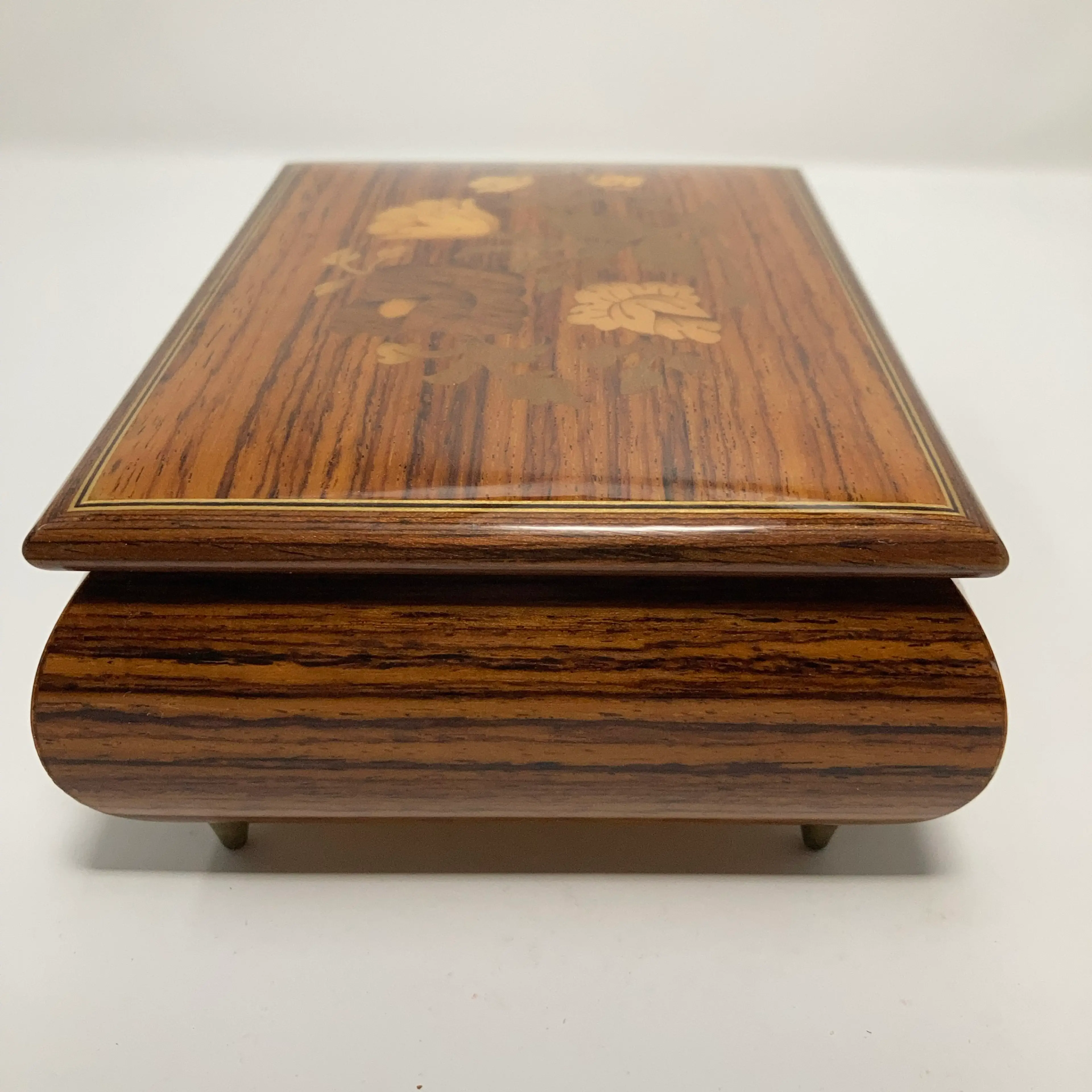 Image 4 of 12