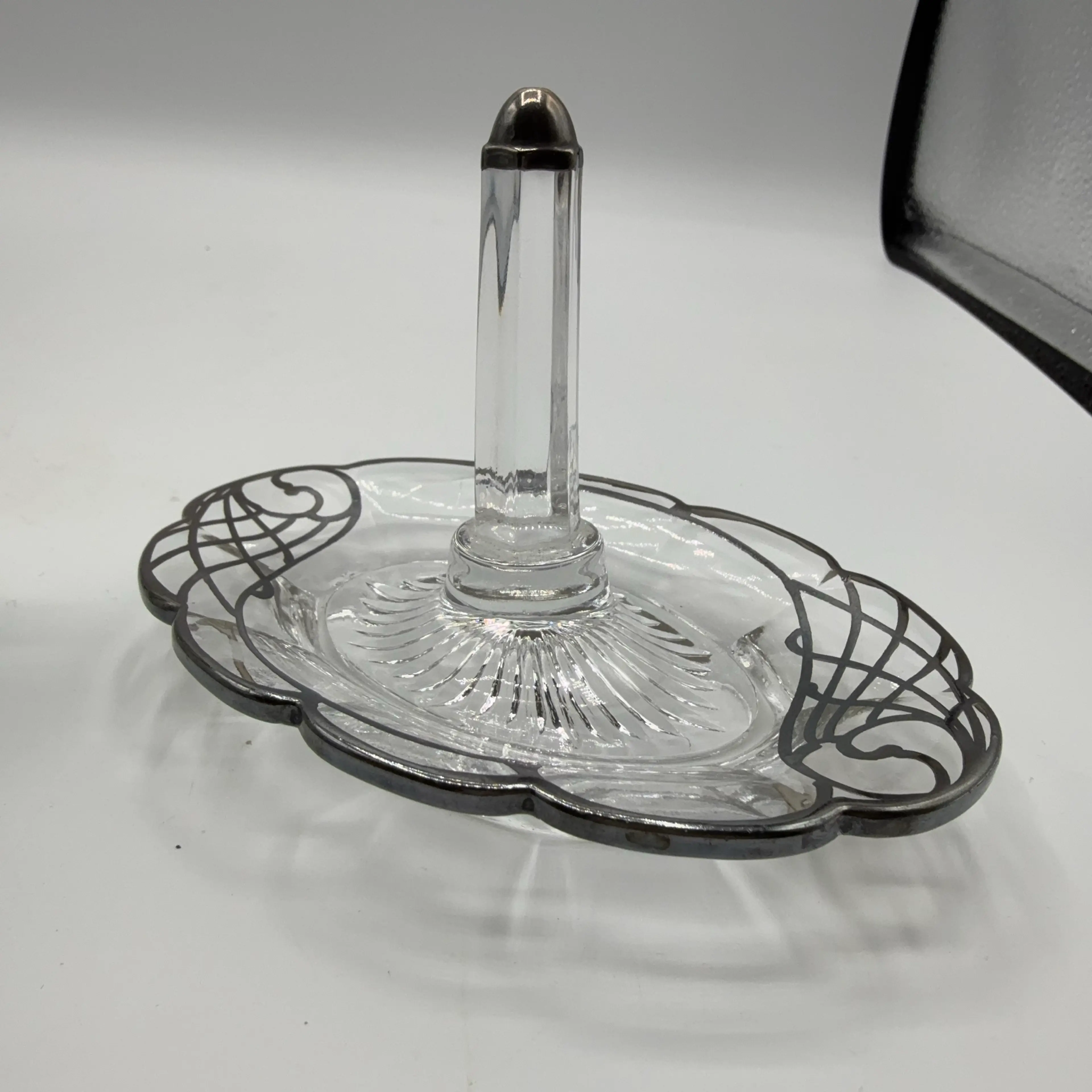 Image 4 of 4