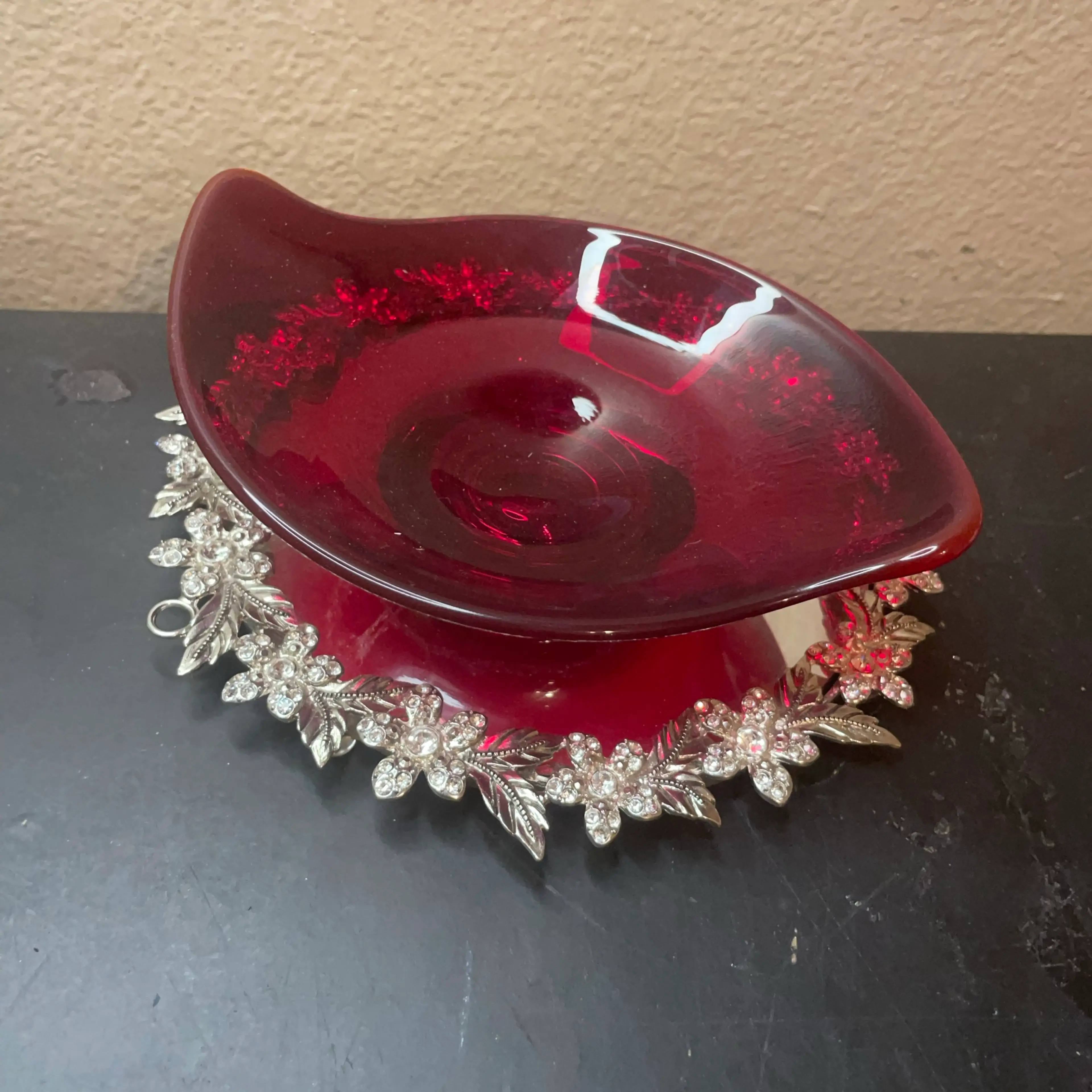 Image 4 of 5