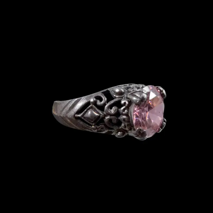 Silver 925 Filigree Ring with Faceted Pink Glass Stone Size 6