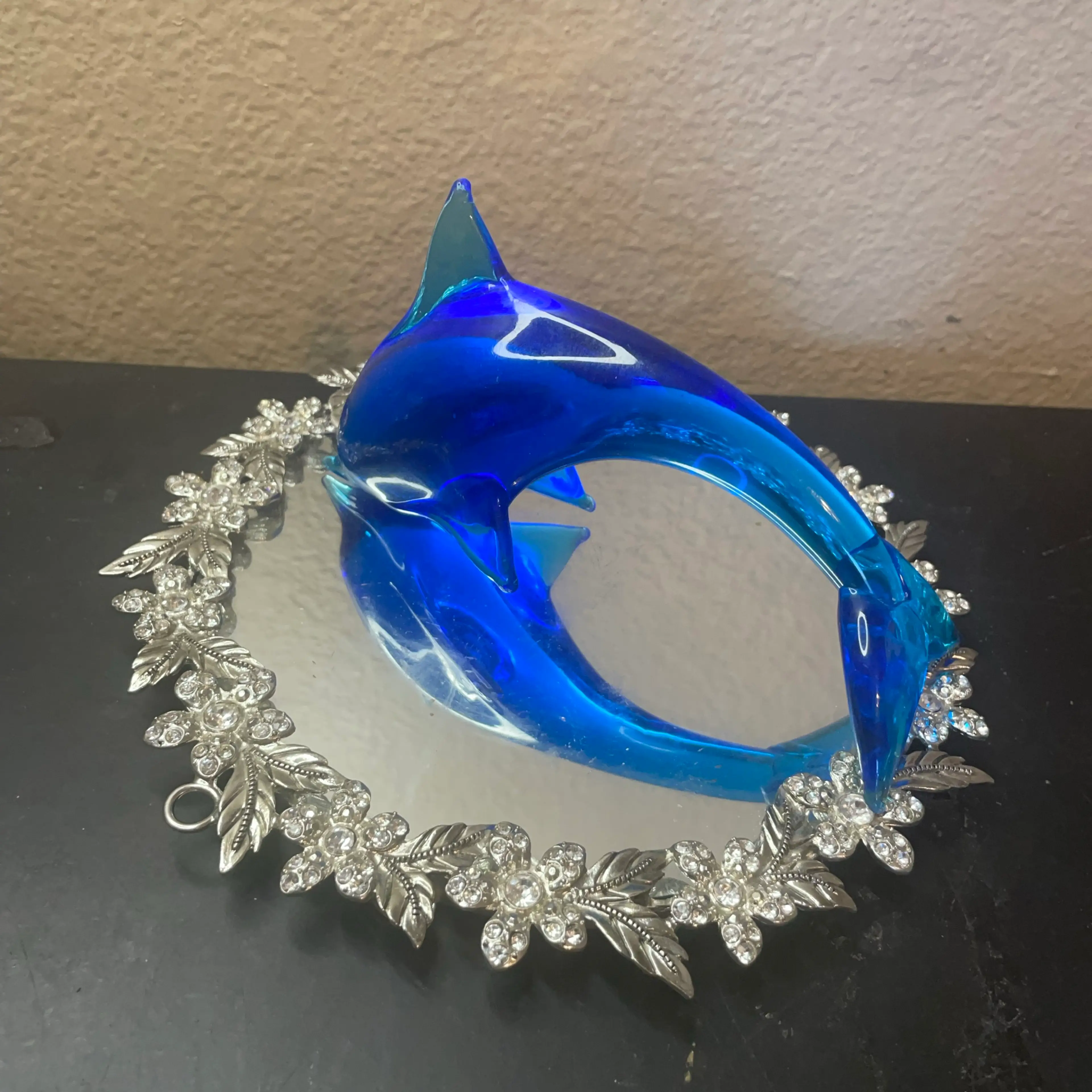 Image 2 of 5