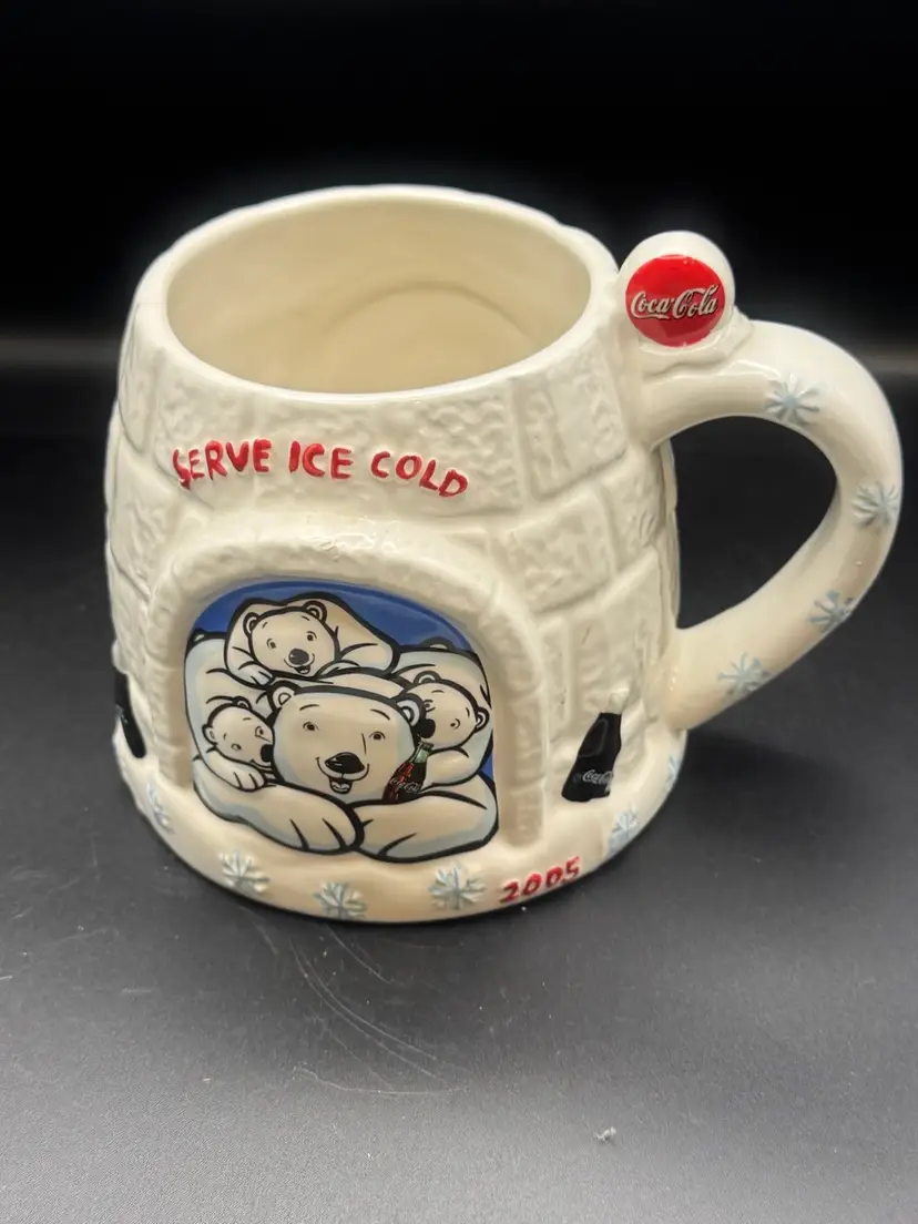 Vintage 2005 Coca Cola Polar Bear Igloo Mug 5” (no lid)
