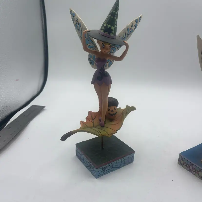 Disney Traditions "Pixie-Be-Witched" Tinker Bell Figurine by Jim Shore 9”
