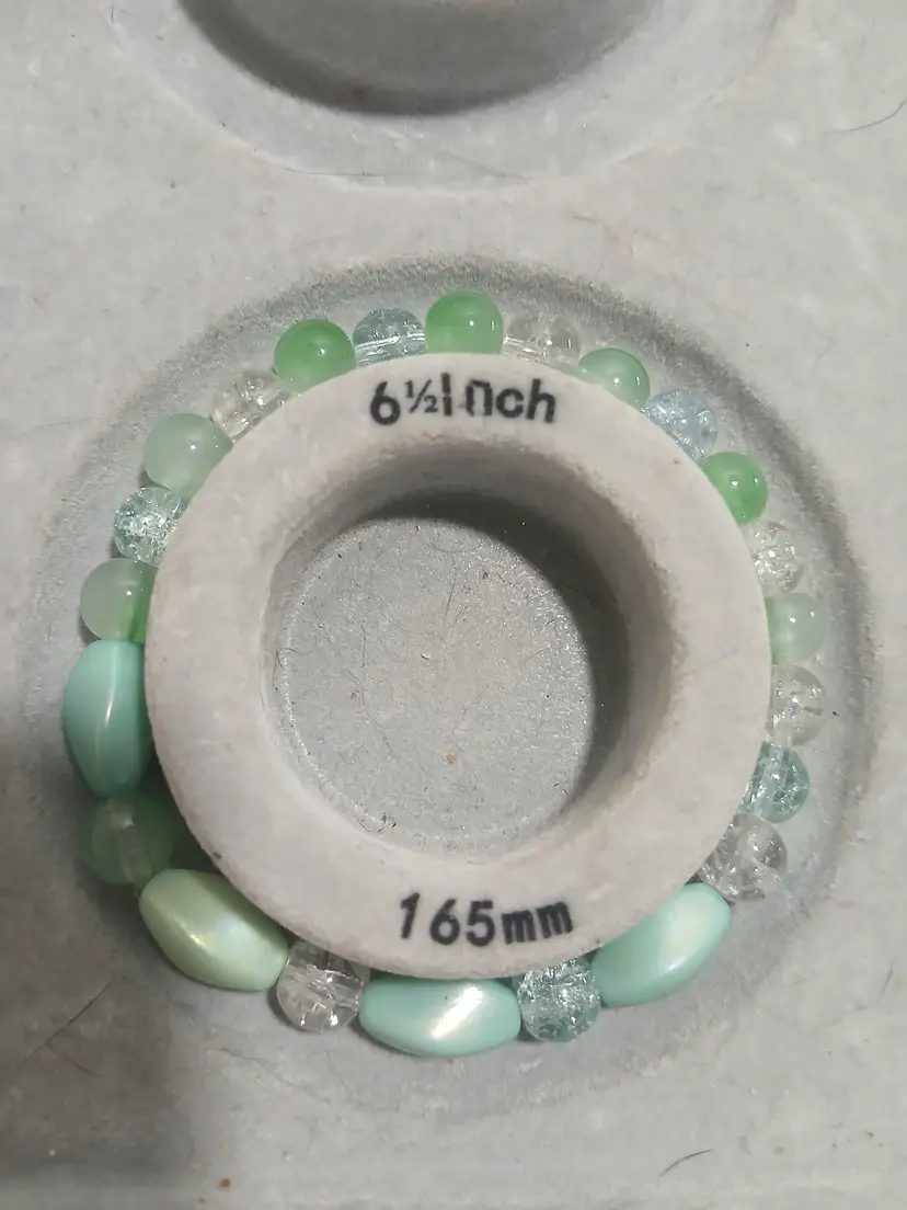 Dainty light green bracelet