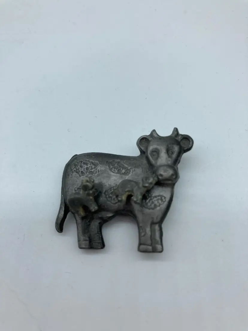 Cute Vintage Torino Pewter Metal Cow Brooch Pin with Calf Earrings Set