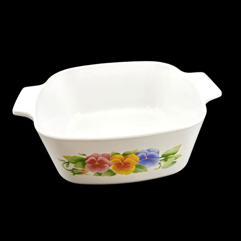 Vintage Corningware Summer Blush Pattern 1.5 Liter Dish 8.75” At handles x 7” Wide x 2.75” Tall