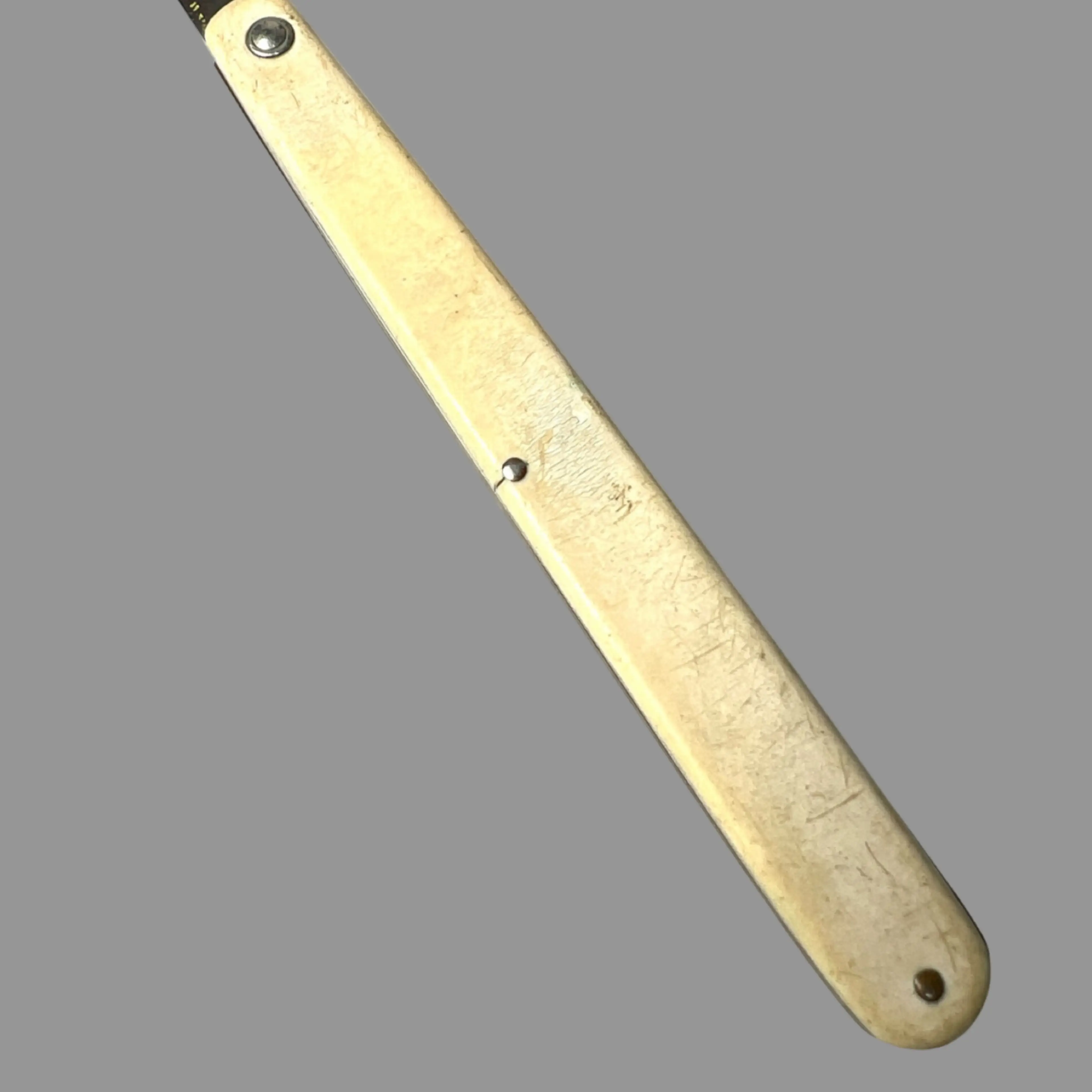 Image 4 of 12