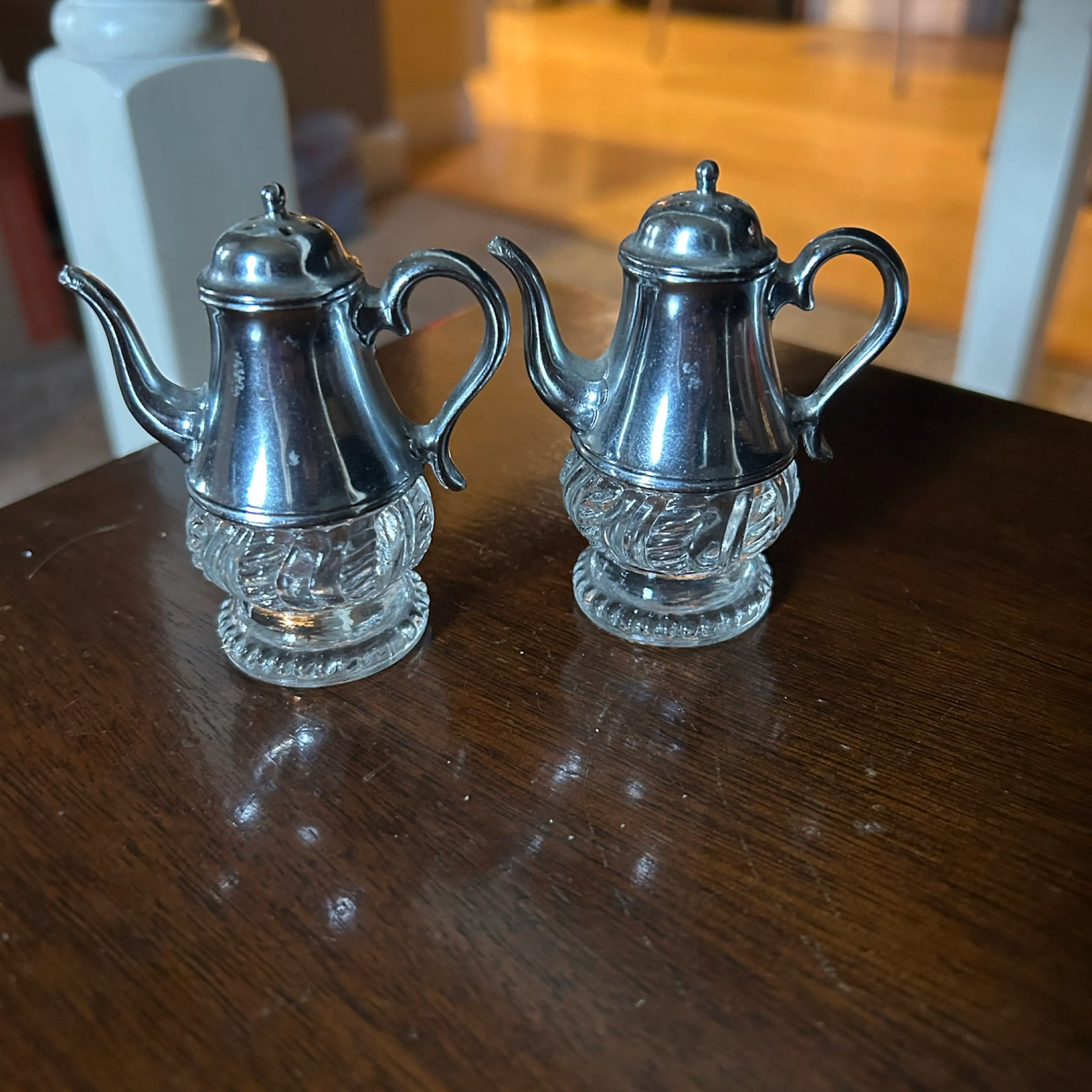 Image 2 of 2