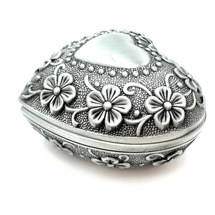 Heart Trinket Box Metal Pewter Tone Velvet Lined 2.5”