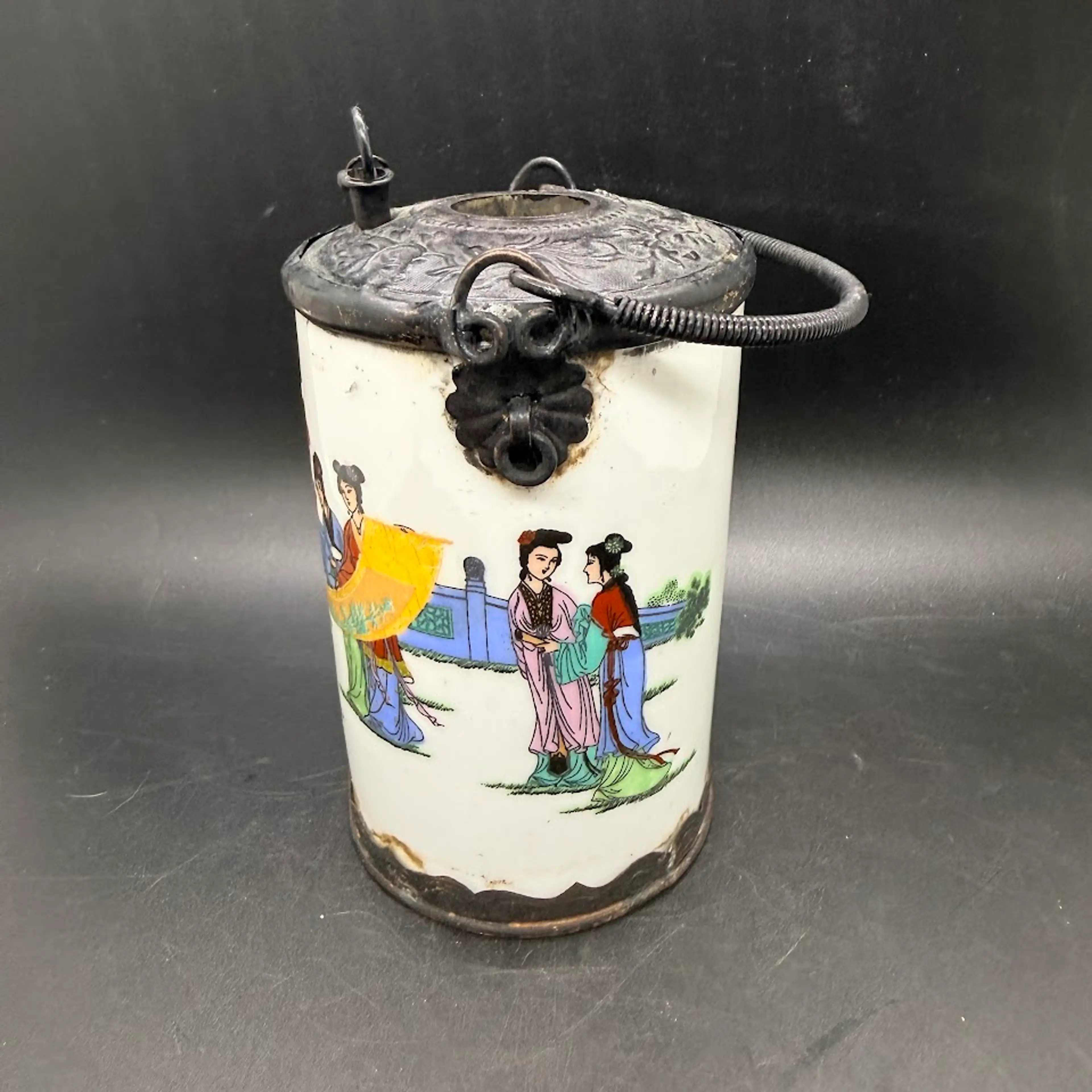 Image 2 of 21
