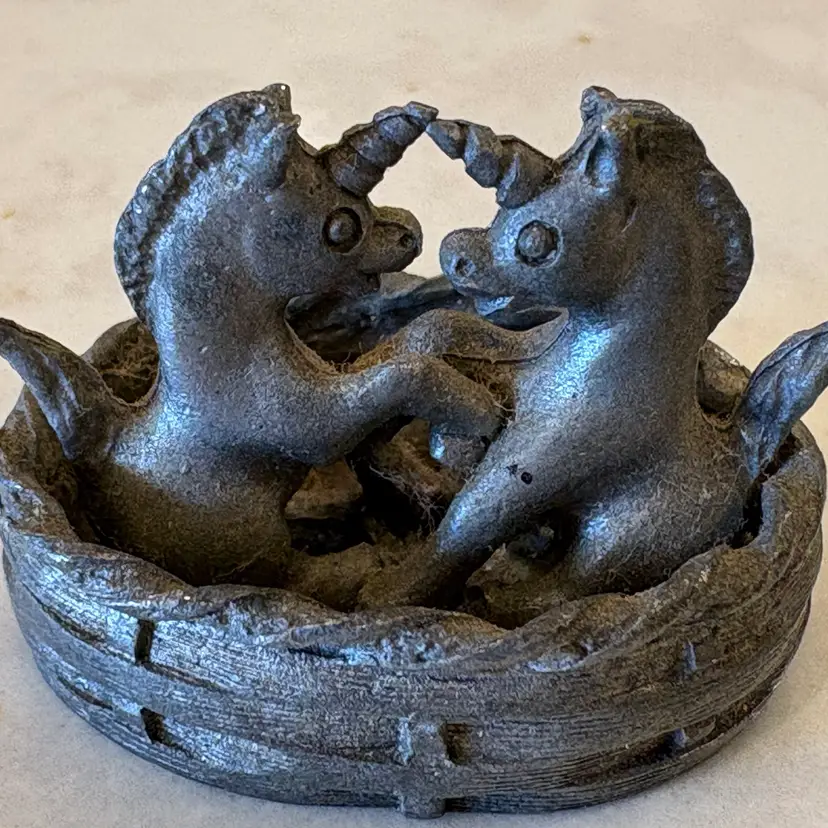 Vtg 1982 Spoontiques Pewter Twin Baby Unicorns in Basket Figurine Fantasy Mini
