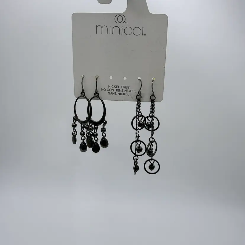 Set If 2 Minicci Nickel-Free Gunmetal-Tone Dangle Drop Earrings With Charms