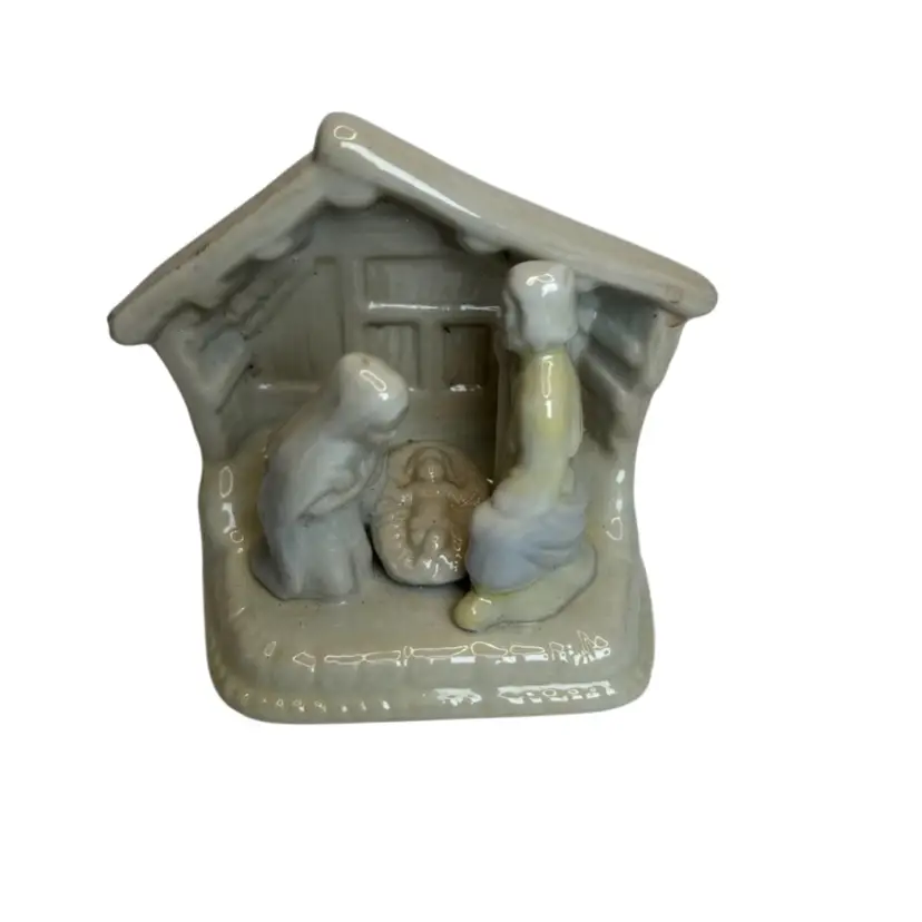 Porcelain Vintage Nativity Scene 3 1/2”