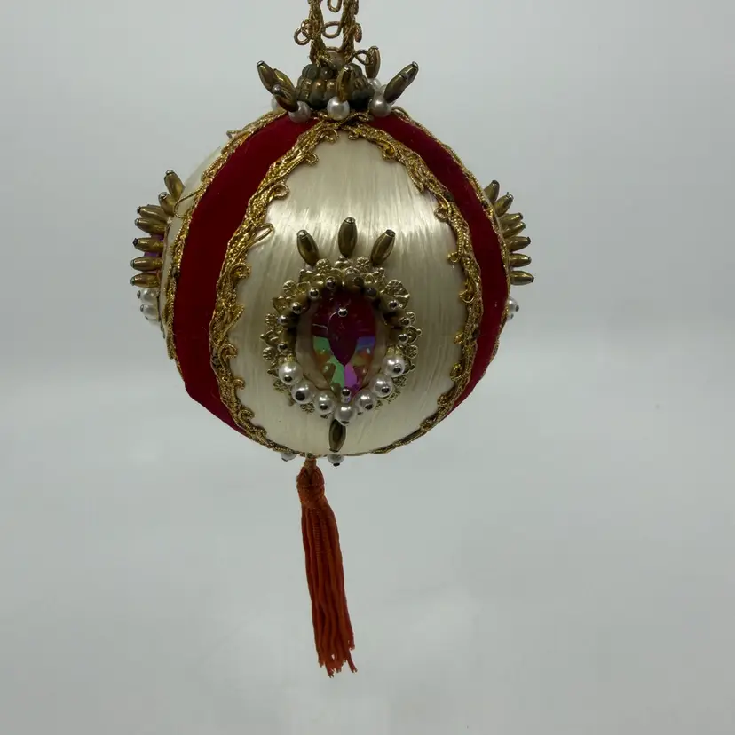 Vintage Handmade Push Pin Sequin Beaded Gold Red Christmas Ornament 3”