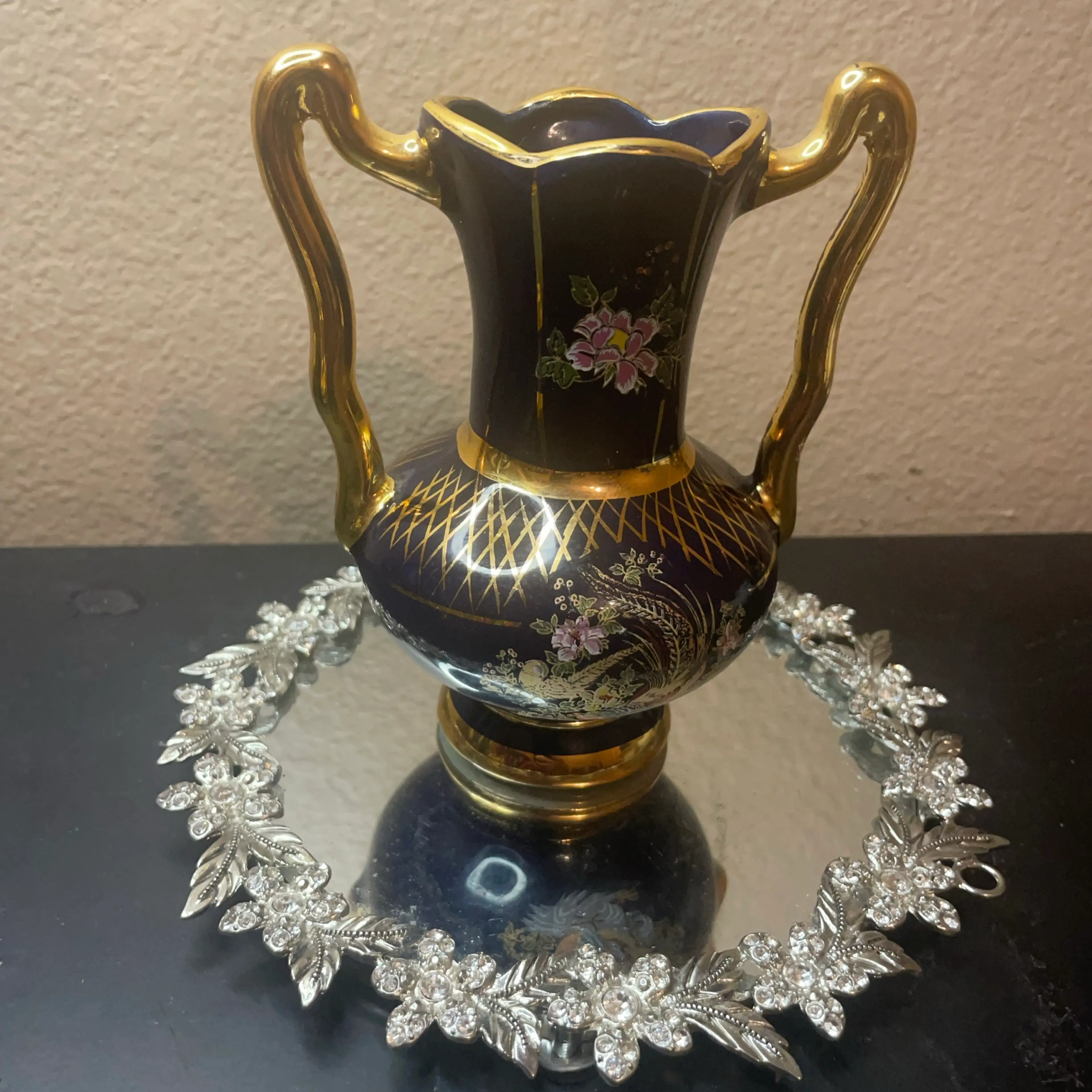 Image 4 of 7